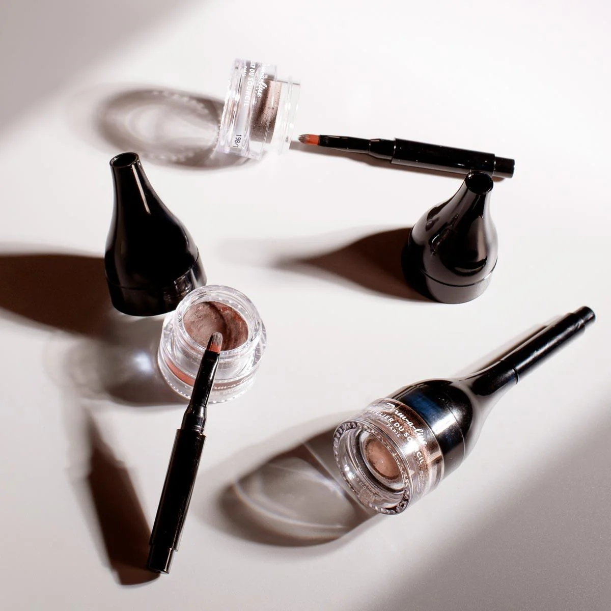 Crème sourcils pigmentée Perm-a-line® - Image 5